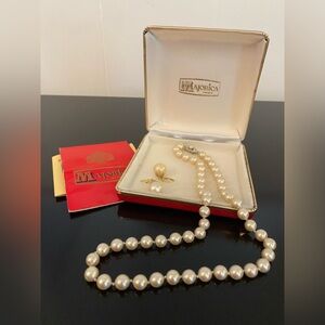 Vintage Majorica Premium Fine Manmade Pearl Necklace and Earring Set with Box